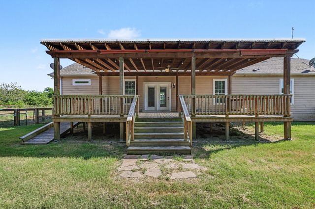 1135 Leo Andrews Road, Whitesboro, TX 76273