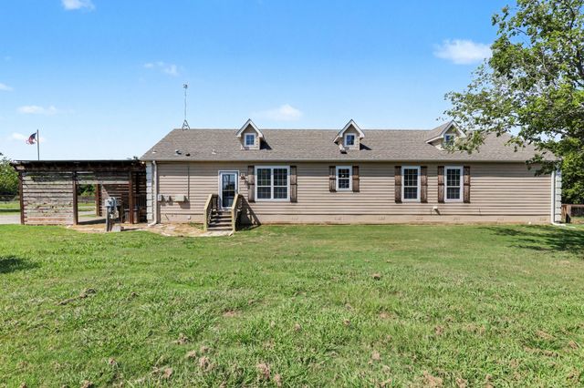1135 Leo Andrews Road, Whitesboro, TX 76273