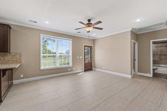 1135 Leo Andrews Road, Whitesboro, TX 76273