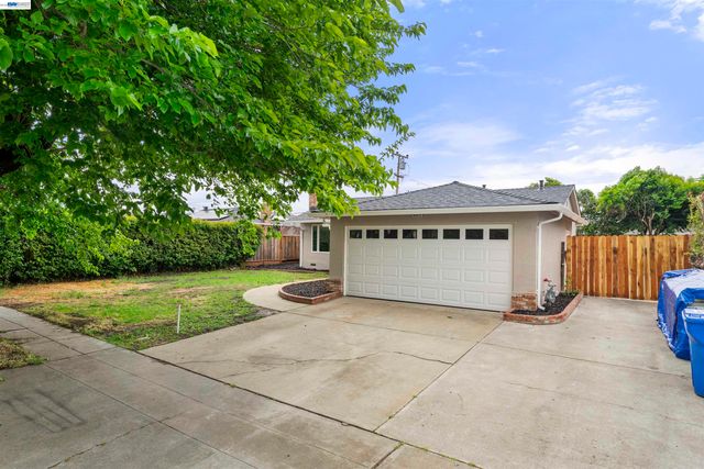 40335 Robin St, Fremont, CA 94538