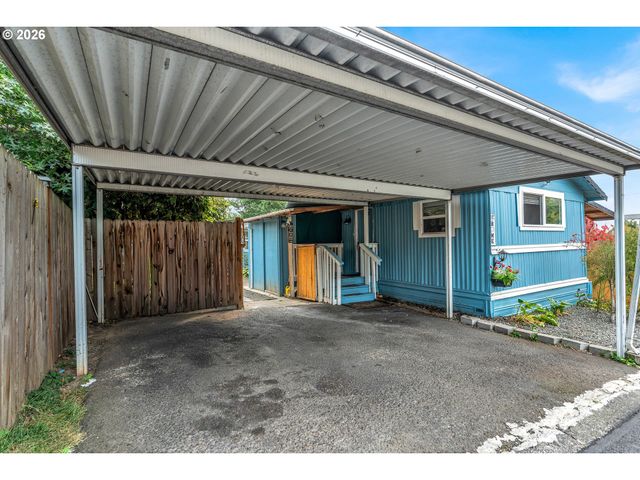 8525 Se ORCHARD Ln 84, Happy Valley, OR 97086