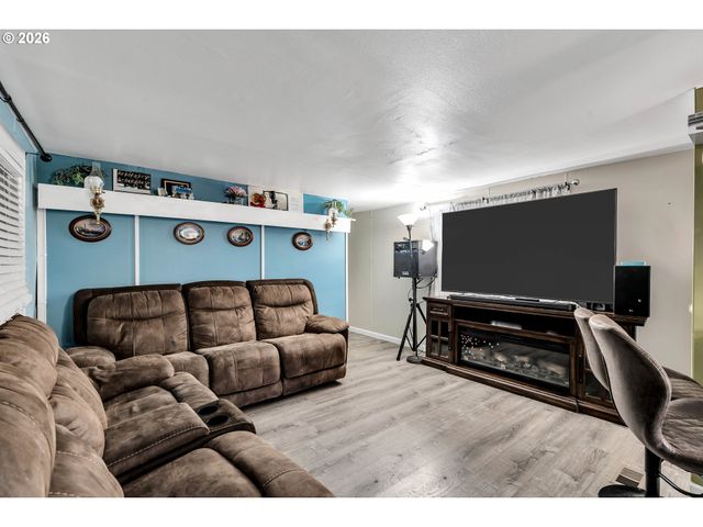 8525 Se ORCHARD Ln 84, Happy Valley, OR 97086