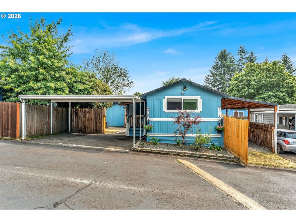 8525 Se ORCHARD Ln 84, Happy Valley, OR 97086