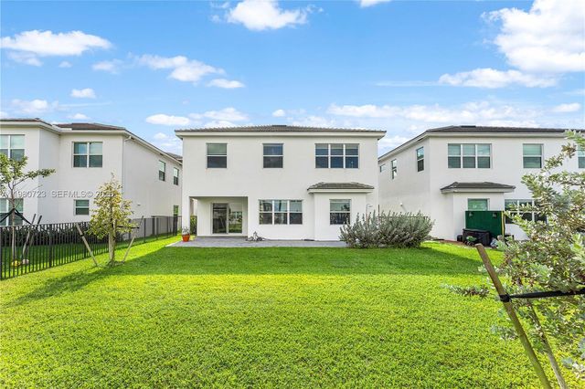 14209 Lace Bark Ln, Westlake, FL 33470