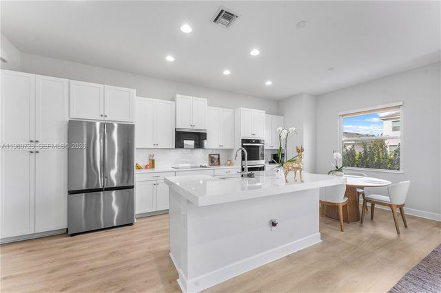 14209 Lace Bark Ln, Westlake, FL 33470