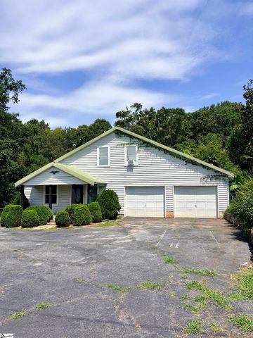 2576 Park Road, Fountain Inn, SC 29644