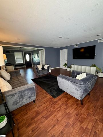 2576 Park Road, Fountain Inn, SC 29644