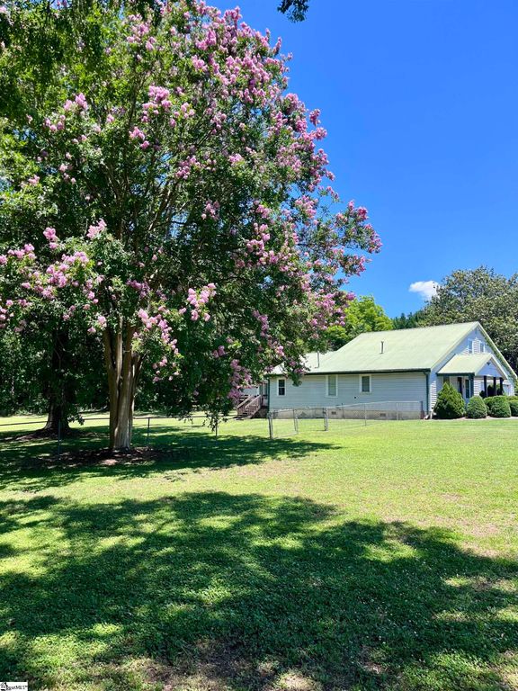 2576 Park Road, Fountain Inn, SC 29644