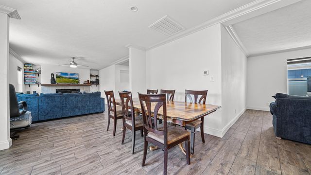 223 Hollyberry Way, Fruita, CO 81521