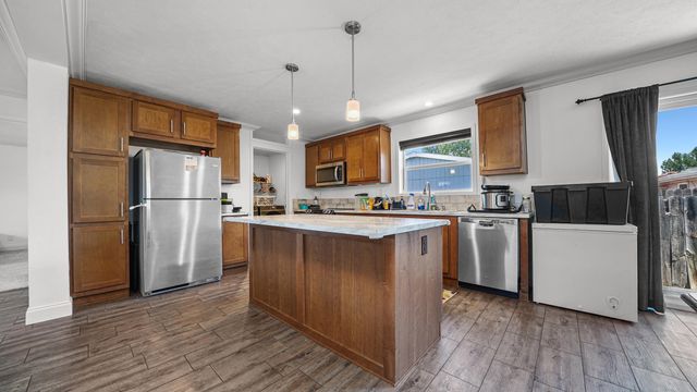223 Hollyberry Way, Fruita, CO 81521