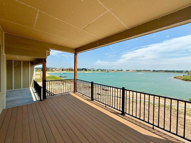 4624 N Ridge Port St., Wichita, KS 67205