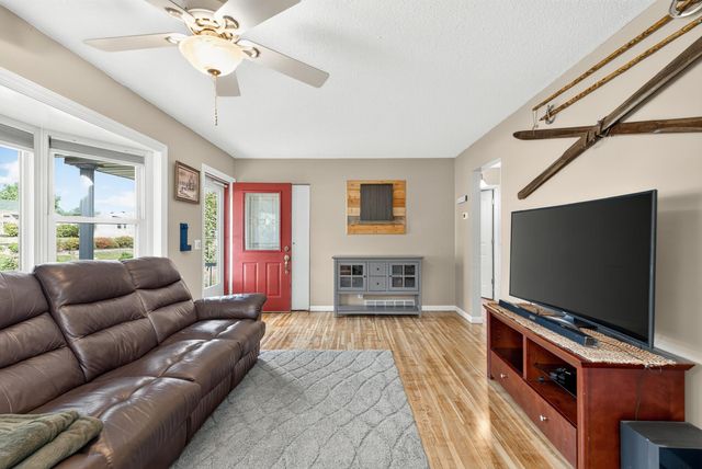 4651 3rd Street NE, Fridley, MN 55421