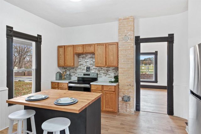 144 E PARK STREET, Montello, WI 53949