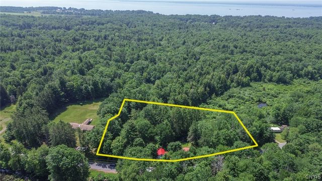 83 Knapp Road, Constantia, NY 13044