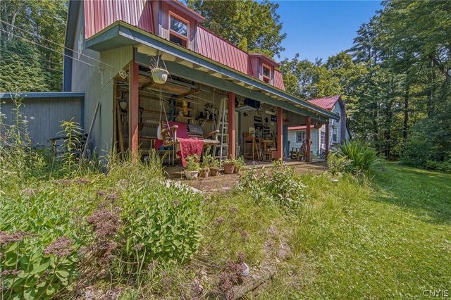 83 Knapp Road, Constantia, NY 13044