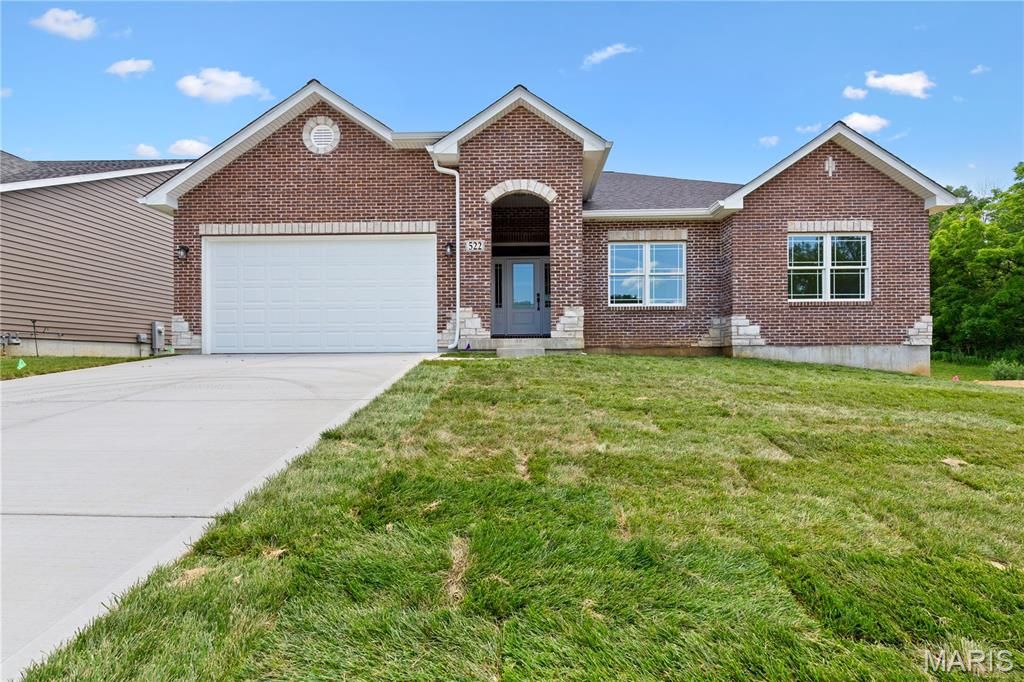 522 Dove Drive, St Charles, MO 63301