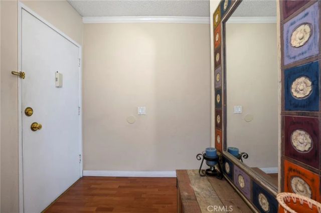 1935 Alpha Road 230, Glendale, CA 91208