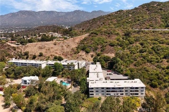 1935 Alpha Road 230, Glendale, CA 91208