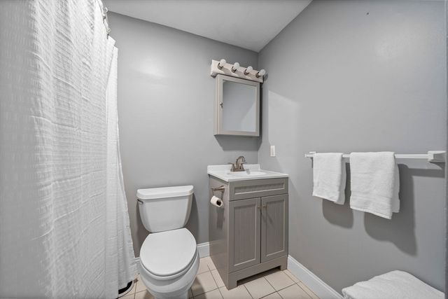 104 Norton Ave 12, Easton, MA 02375