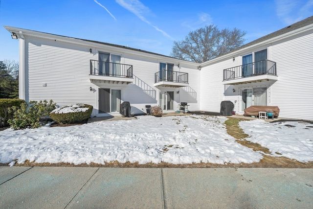 104 Norton Ave 12, Easton, MA 02375