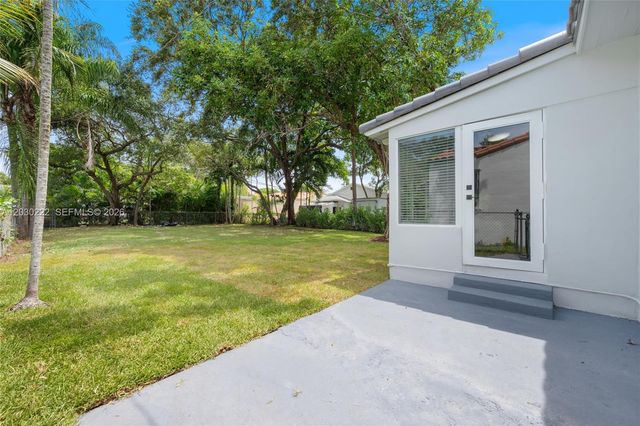 451 NE 73rd St, Miami, FL 33138