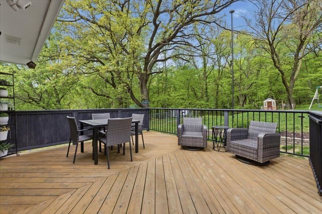 20 SPENCER Circle, Council Bluffs, IA 51503