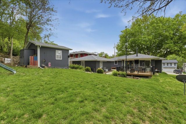20 SPENCER Circle, Council Bluffs, IA 51503