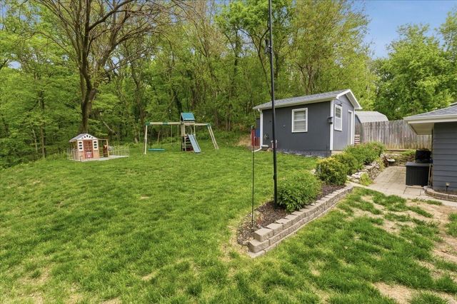 20 SPENCER Circle, Council Bluffs, IA 51503