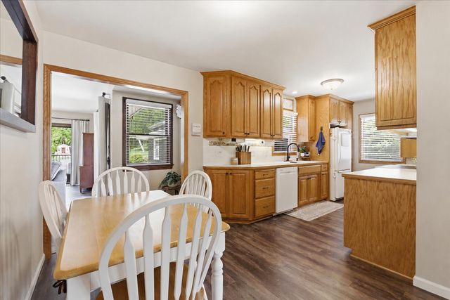 20 SPENCER Circle, Council Bluffs, IA 51503