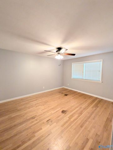 310 Cumberland Drive SE, Huntsville, AL 35803