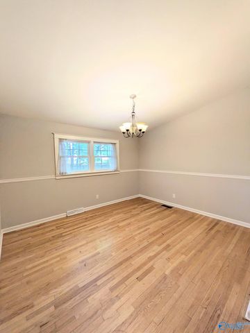 310 Cumberland Drive SE, Huntsville, AL 35803