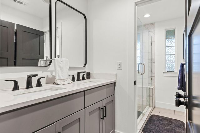 23535 Lakeside DR, Marble Falls, TX 78654