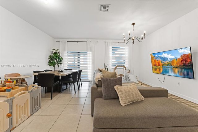 25176 SW 107th Avenue, Homestead, FL 33032