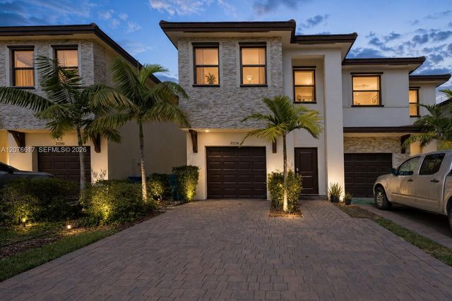 25176 SW 107th Avenue, Homestead, FL 33032
