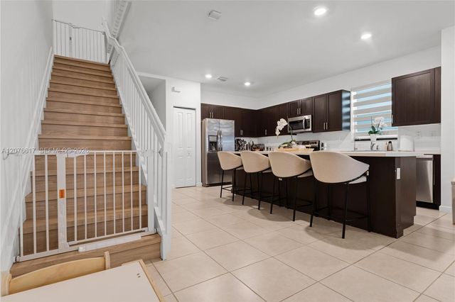25176 SW 107th Avenue, Homestead, FL 33032