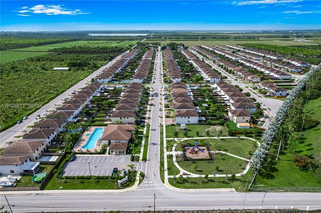 25176 SW 107th Avenue, Homestead, FL 33032
