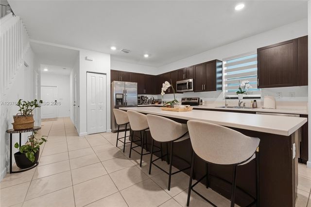25176 SW 107th Avenue, Homestead, FL 33032