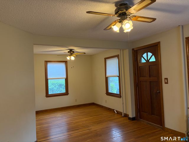 442 High Street, Torrington, CT 06790