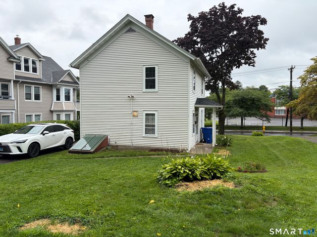 442 High Street, Torrington, CT 06790