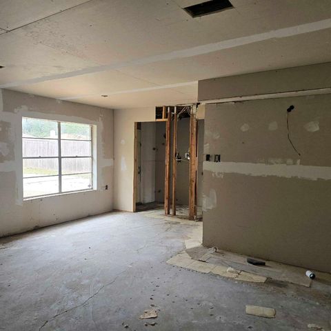 10511 Sagepine Lane, Houston, TX 77089