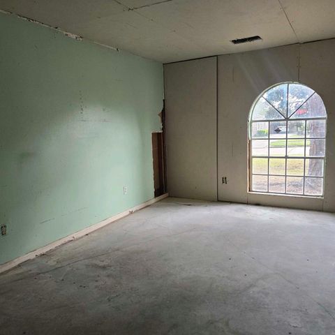 10511 Sagepine Lane, Houston, TX 77089