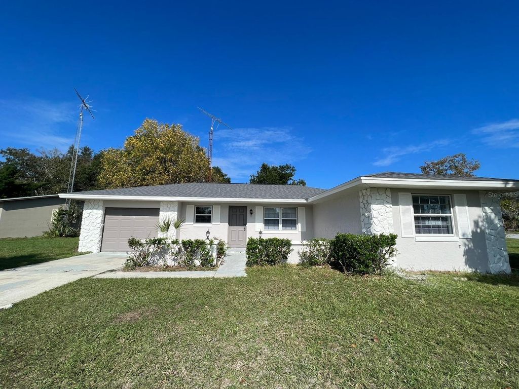 4211 SW 145TH PLACE ROAD, Ocala, FL 34473