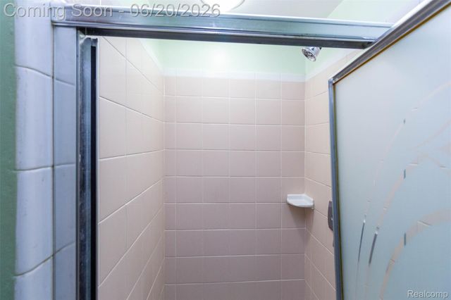 1454 Pine Valley Boulevard, Ann Arbor, MI 48104