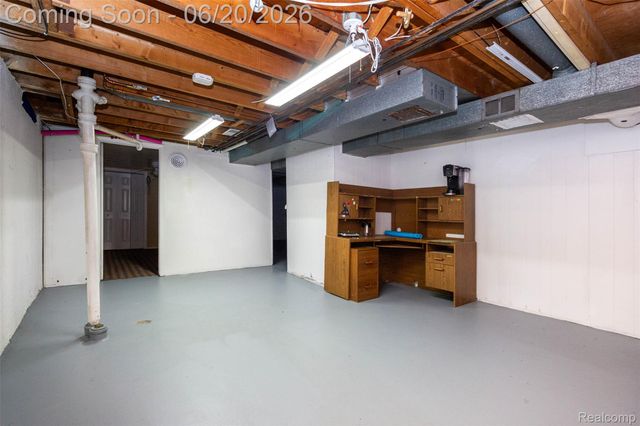 1454 Pine Valley Boulevard, Ann Arbor, MI 48104