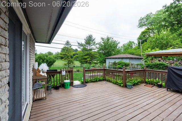 1454 Pine Valley Boulevard, Ann Arbor, MI 48104