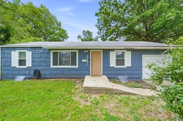 10001 Bellaire Avenue, Kansas City, MO 64134
