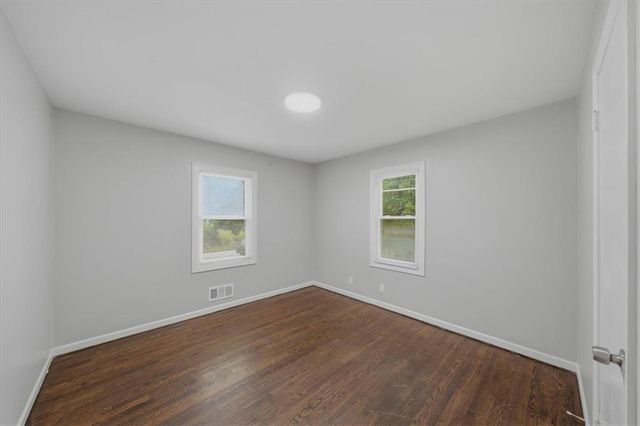 10001 Bellaire Avenue, Kansas City, MO 64134
