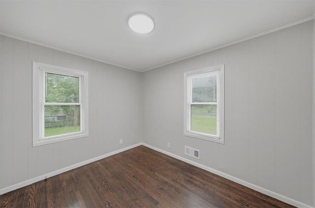 10001 Bellaire Avenue, Kansas City, MO 64134