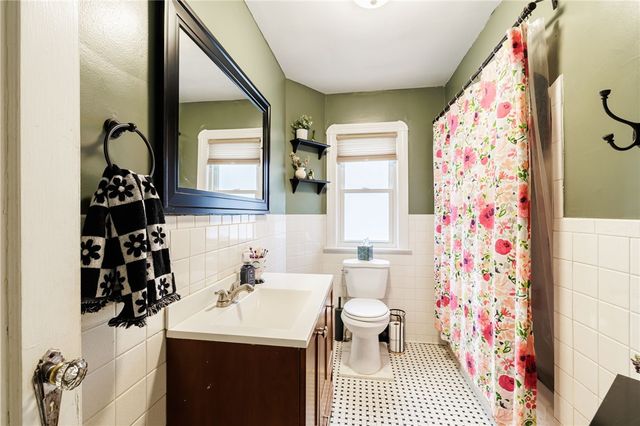 133 Stonecliff Drive, Greece, NY 14616