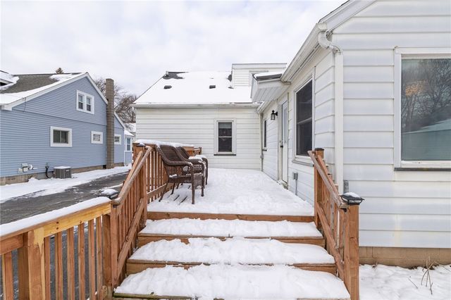 133 Stonecliff Drive, Greece, NY 14616